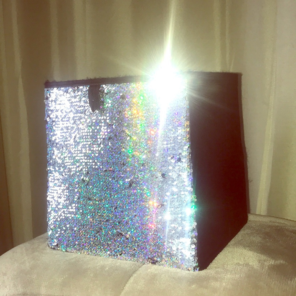 Back to school flipping sequins storage box